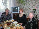 Имя файла=Николай Константинович, Любовь Ивановна Рева и их внучка.JPG
Размер файла=183КБ
Размеры=1000x748
Дата=Июнь 11, 2006 Николай Константинович, Любовь Ивановна Рева и их внучка.JPG