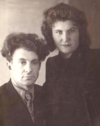 1953  Журавлёвы Алексей и Лилия.JPG